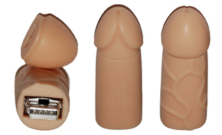 Illustration for article titled Teeny Weeny USB Drive Robs Your Computer of Dignity (NSFW)